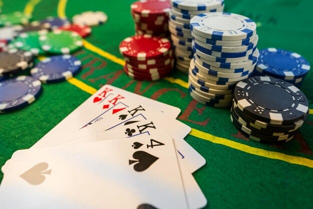 Pretty Gaming live dealer table interface on kisetoto